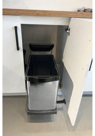 Resim Moderno Paslanmaz Raylı Çöp Kovası 24 Lt Krom - Mat Siyah 