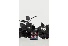 Resim Aqua Di Polo 1987 Fioritura Black EDP Kadın Parfüm 50 ml | Çiçeksi, Meyveli | Greyfurt, Ananas, Çilek, Yasemin, Misk 