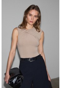 Resim Grimelange Orılenna Kadın Önü Düğüm Detaylı Vücudu Saran Sıfır Kollu Slim Fit Bej Bluz Bej 