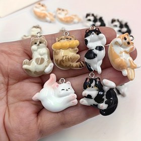 Resim 24 adet Sevimli Kedi Şansları Çeşitli Pozlarda ve Renklerde - DIY Takı, Küpeler, Kolyeler, Telefon Kayışları için Reçine Kolyeler - Arkadaşlar ve Aile için İdeal Hediye, Kedi Aksesuarları 