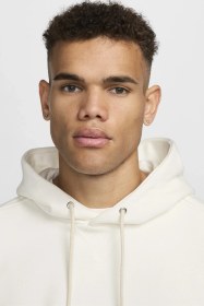 Resim Nike Standard Issue Men's Dri Fit Pullover Basketball Hoodie Erkek Kapüşonlu Sweatshirt Soluk Fildişi Beyaz 