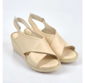 Resim Pierre Cardin PC6907 Kadın Dolgun Taban Sandalet 