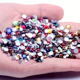 Resim Karışık Boyut Tırnak Sanatı Yapay Elmasları, Çok Renkli Cam Düz Alt Kristalleri, 10G Çeşitli SS3-SS20, Kokusuz Dekoratif Taşlar DIY El Sanatları ve Tırnak Süslemeleri için 