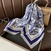 Resim Şık Mavi Paisley Baskılı Saten Şal - Kadınlar İçin Hafif Bohem Tarzı Baş Şalı, Geziler ve Günlük Moda İçin Mükemmel, İnci Çiçek Deseni ile Dekoratif Aksesuar 