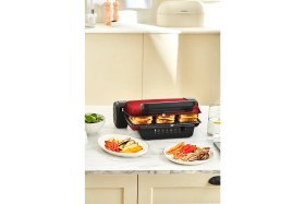 Resim Özbience Kırmızı 6 Dilim Izgara ve Tost Makinesi, Pratik ve Şık Tasarım 