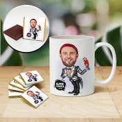 Resim Papağanlı Adam Karikatürlü Kupa ve Çikolata 