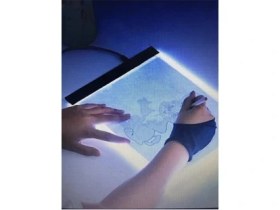 Resim Techtic (A5)LED Işıklı Çizim Tableti 3 Kademe Çizim Kopyalama Grafik Tableti 