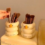 Resim Sevimli Ördek Tasarımlı Makyaj Fırça Tutucu - Kozmetik, Ruj ve Fırçalar için Fantastik Masaüstü Düzenleyici - "Judy Swan" Markalı Plastik Saklama Kabı - Yurt Odaları veya Makyaj Masaları İçin Mükemmel 