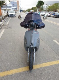 Resim Motocam Rks Pride 125 Siperlik Ön Cam 2023-2024 Model 39cm Siyah Renkli 4mm Aparat Gönderilmeyecek 