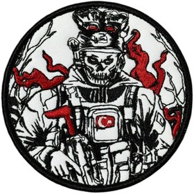 Resim Ex Patch Beyaz Zemin Alevli Avcı Asker Arması Patch 9 Cm 