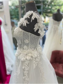 Resim ABAD.HANDMADE 3boyut inci detay işlemeli helen gelinlik ölçülü çalışılabiliyor ürünler sipariş üzeri dikiliyor 