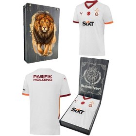 Resim Galatasaray 2024/25 5 Yıldızlı Beyaz Deplasman Taraftar Forma Aslan Baskılı Hediyelik Ahşap Kutulu Beyaz - Kırmızı - Siyah 