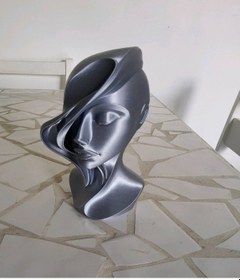 Resim Kadın Heykeli Ev Ve Ofis Hediyesi Olarak Hediyelik Dekoratif Obje 15 Cm 