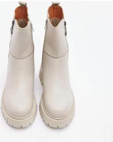 Resim Castle Black Kadın Bot 001 