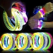 Resim Noel ve Yılbaşı Partileri için 20 Adet LED Işıklandırılmış Bilezikler - Karışık Renkler, Pil Gücüyle Eğlence, Tatil Oyunları, Hediyeler ve Parti Aktiviteleri İçin Bayramlık Parlayan Çubuk Bilezikler 