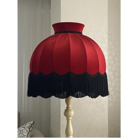 Resim Ayışığı Lambader Şapkası Kırmızı Siyah Saçaklı Ceviz Rengi Ahşap Ayak 