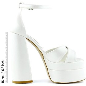 Resim Erkan Saçmacı Celine İnci Beyaz Önü Açık Çapraz Bantlı Çift Platformlu Kalın Topuklu Abiye Gelin Ayakkabısı 