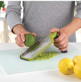 Resim Joseph Joseph Twist Grater Katlanır Saklama Kaplı 2'li Rende 