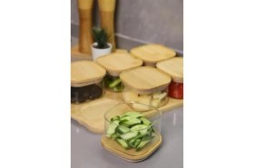 Resim Karokstore Kare Cam 6’lı Kahvaltılık Set – Bambu Kapaklı, Bambu Tepsili, Doğal Ahşap Sunum Tepsisiyle, Hava Geçirmez Vakumlu Kapaklı, Şık ve Sağlıklı Cam Kahvaltı Takımı (6 Lı Kare) 