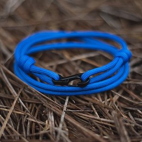 Resim Açık Paracord' den Yapılmış Bir Erkek Dizisi Bileklik, Boyutunda Ayarlanabilir, Yığınlamak İçin Uygun. Bu Pratik Bileklik, Açık Hava Sporları Tutkunları ve Dağcılara Harika Bir Hediye Olarak, Aile ve Arkadaşlar İçin Mükemmel, El Yapımı Bir Şekilde. 