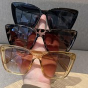 Resim 3 adet Bayan Kedi Gözü Çerçevesi Klasik Renk Eşleştirme Avrupa ve Amerika Sıcak Tarz Moda Dekoratif Gözlükler Moda Giyim Günlük Eğlence Tatil Hediyeleri için En İyi Seçim 