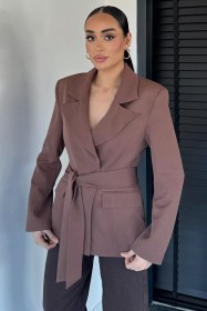 Resim Kadın Kruvaze Yaka Kuşaklı Blazer Ceket Kahve TZL-P-00020760 