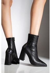 Resim Hera Topuklu Sivri Burun Bot Siyah 