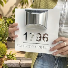 Resim Özel Tasarım Güneş LED Ev Numarası İşareti - Çift Katmanlı Altın Gümüş Akrilik Tasarım - Özel Tasarım Paslanmaz Çelik Kasa Güneş Kapı Numarası Rüzgar Geçirmez ve Su Geçirmez - Dükkanlar, Evler, Şirketler, Barlar, Apartmanlar vb. için Dış Duvar Dekorasyonları olarak uygun 