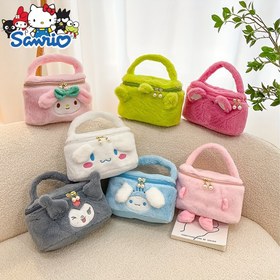 Resim Sanrio Hello Kitty Velour Crossbody Bag, Unisex-Adult, Unscented, Random Print Design, Soft Touch, Casual Shoulder Purse 