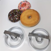 Resim 1 adet Paslanmaz Çelik Donut Kesici - DIY Pişirme için Yuvarlak Kurabiye Kalıbı, Noel Tatları için Mükemmel, Kolay Basın Donutlar ve Festif Tatlı Hazırlığı, Pişirme Temel Gereksinimleri | Modern Mutfak Aracı | Dayanıklı Mutfak Eşyaları 