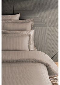 Resim Pierre Cardin Çizgili Saten Nevresim Takımı Çift Kişilik Voyage Bej 