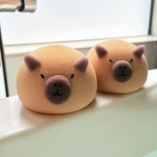 Resim Kapibara Banyo Süngeri & Vücut Fırçası - Sevimli Kapibara Yüz Tasarımıyla Süper Yumuşak Peeling Duş Fırçası, Hafif Bej Renkten Ürün Bakım Çözümleri için Nazik Araç, Kahverengi Kulaklar ve Gözlerle Beyaz Spa Hediyesi (Kadın ve Çocuklarla İlgili), Dayanıklı Hamam Arkadaşınız, Hayvan Şeklindeki Havlu Erişimi, İdeal Rahatlatıcı Deneyim Sunar, İdeal İncelme Masajı ile Temizlik Aracı, İnsana Özel Ergonomik Ve Hassasiyetli üründe 