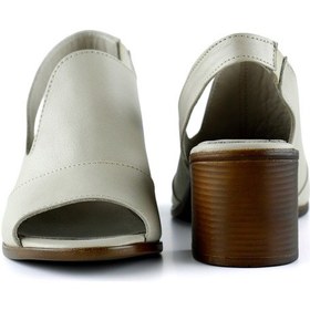 Resim Erkan Saçmacı Emilia Vizon Hakiki Deri Arkası Açık Lastik Bantlı Kalın Topuklu Rahat Günlük Sandalet Vizon 