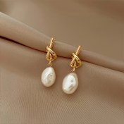 Resim Çift düğümlü taklit inci Fransız tarzı nise moda kişilik hafif lüks yüksek kaliteli tasarım hissi kulak çıtçıtları 