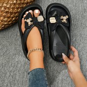 Resim Kadınlar İçin Yazlık Slip-On Düz Sandaletler - Sevimli Ayı Fiyonklu, Kalın Yastıklı EVA Taban, Kaymaz Plaj Terlikleri, Havuz Kenarı ve Dış Mekan Konforu için, Oyunbaz Ayı Desenli, Dayanıklı Kaydırmaz 