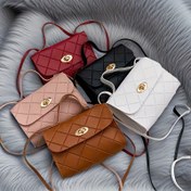 Resim Kadınlar için 2025 Kore Tarzı Mini Crossbody Çantası - Trendy Ayrılabilir Askı, Altın Tonlu Donanım ile Kompakt Sentetik Çanta, Kırmızı, Pembe, Siyah, Beyaz, Kahverengi ve Bej Renklerde Mevcut - Günlük ve Parti Kullanımı için Mükemmel, Parti Çantası | Kapitone Dokulu | Sentetik Çanta 