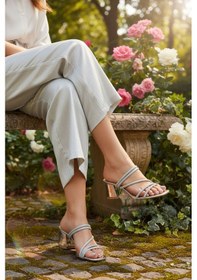 Resim Ayakmod Gümüş Taşlı Özel Gün Davet Kadın Topuklu Abiye Ayakkabı 643332 Z Gümüş 