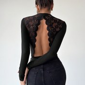 Resim Kadınlar İçin Şık Dar Kesim Siyah Dantel Detaylı Uzun Kol Yuvarlak Yaka Tulum - Her Mevsim Giysi, Makinede yenebilir & kırışmaz, Çekici Esneklikle Gündüzden Resmi Etkinliğe ile Rahatlığın Zarif Buluşması, 1 Renk 