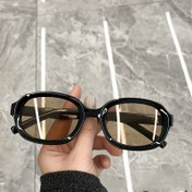 Resim Erkekler ve Kadınlar için Vintage Esintili Siyah ve Altın Dekoratif Gözlükler - Eşleşen Lenslerle PC Polikarbon Çerçeve, Günlük Giyim, Her Gün Moda Gözlükleri İçin İdeal|Retro Stil|Polikarbon Çerçeve 