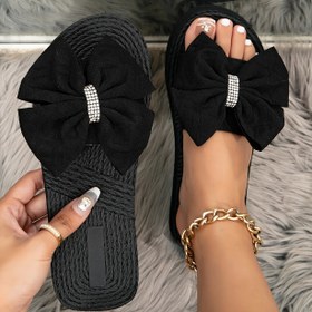 Resim Kadın Moda Bulguları Kadınlar için Dış Mekan Aktiviteleri ve Sevgililer Günü için Uygun Fiyonklu Terlikler 