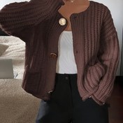 Resim Kadınlar için Rahat Kahverengi Cepli Kardigan - Düğme Detaylı, Uzun Kollu ve Yuvarlak Yaka Sonbahar/Kış Örgü Kazak 