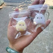 Resim 2 adet sevimli tavuk kolye, çiçek detayları ile - Gençler için sevimli plastik kolyeler, çantalar, okul çantaları ve anahtarlık için mükemmel, Gençler için aksesuarlar | Oyuncak tasarımı | Dayanıklı plastik 