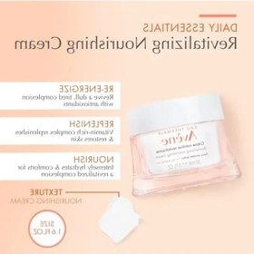 Resim Kuru Ve Hassas Ciltler İçin 50 Ml Besleyici Yüz Kremi 