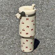 Resim 1 Adet HILAKE 30oz Yalıtımlı Pipetli ve Kulplu Su Matarası - Kiraz Desenli - Paslanmaz Çelik Sıcak/Soğuk İçecekler için - Ofis, Seyahat, Kamp için İdeal - Doğum Günü, Partiler, Düğünler, Anneler Günü, Okula Dönüş Hediyesi 