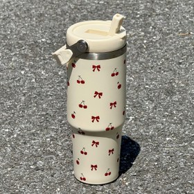 Resim 1 Adet HILAKE 30oz Yalıtımlı Pipetli ve Kulplu Su Matarası - Kiraz Desenli - Paslanmaz Çelik Sıcak/Soğuk İçecekler için - Ofis, Seyahat, Kamp için İdeal - Doğum Günü, Partiler, Düğünler, Anneler Günü, Okula Dönüş Hediyesi 