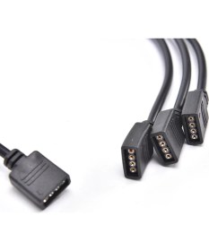 Resim Alfais 4375 RGB Şerit 4 Pin LED Çoklayıcı Splitter 1 Giriş 3 Çıkış Tek Kumanda Modeli 