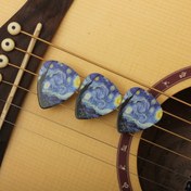 Resim 3-Lü Akustik, Elektrik Gitarlar, Müzik Aleti Aksesuarları için Çeşitli Kalınlıkta, Polipropilen Malzeme, Karışık Renkli Gece Yıldızı Gitar Seçenekleri Paketi 