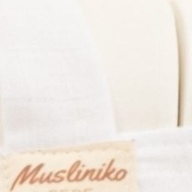 Resim Çift Katlı Muslin Emzirme Önlüğü - Beyaz Muslin 