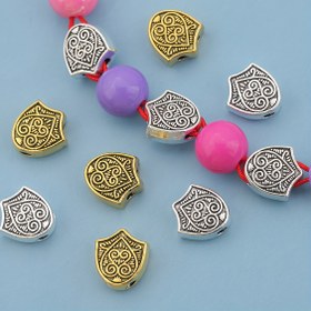 Resim 40 adet/20 adet Çift Delikli Ayırıcı Boncuklar 11mm Vintage Kalkan Şekilli Gevşek Ayırıcı Boncuklar, İki Taraflı Desenli Düz Delikli İpliğe Geçirme için Süslenmiş Kalp Tasarımlı Oymalı Düz Boncuklar Takı DIY Bilezikler, Kolyeler, Halhal, Küpeler, Saç Aksesuarları, Kolye Uçları, Telefon Zincirleri, Anahtarlıklar, Giysi Aksesuarı El Sanatları Malzemeleri 