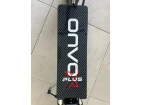 Resim Bisiklet Dünyam Onvo 12X Plus Karbon Desenli Elektrikli Scooter Pleksi Tabanlık Delikli Deck 3mm Kırmızı 
